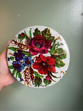 Vintage Floral Needlepoint Tin w/Lid